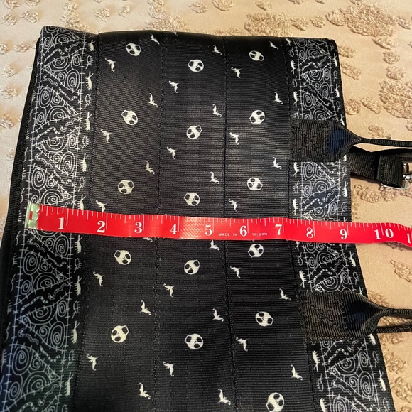 Harvey’s Jack Skelington Mini Streamline Tote w/Bandana - Picture 10 of 12